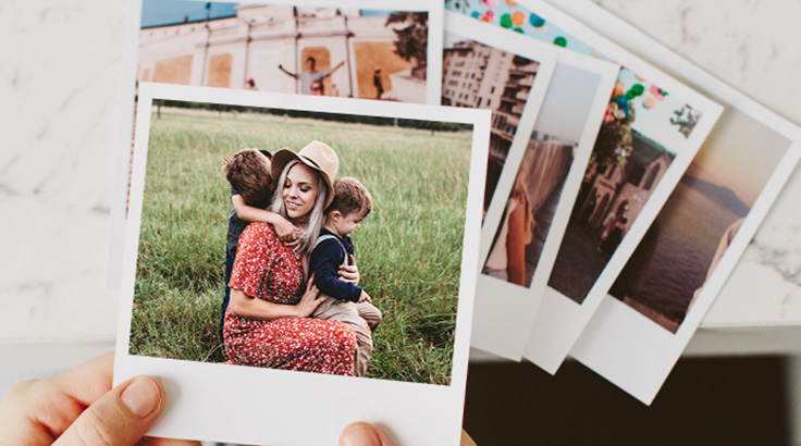Turn your best phone pics into retro-style prints! Our 4x5.3 retro prints are perfect for those special memories. Available for same-day pick up at any Walgreens store.